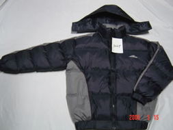 福州榮登貿易 多元化服飾與鞋帽零售批發服務